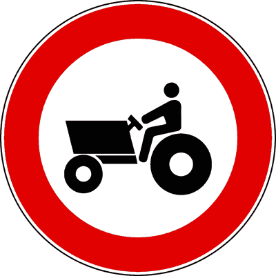 Divieto di transito alle trattrici agricole
